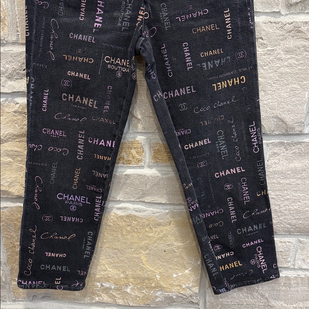 Chanel Logo Print Jeans Black Multicolor Denim NWT Size 38 FR / US 6 - Picture 3 of 12